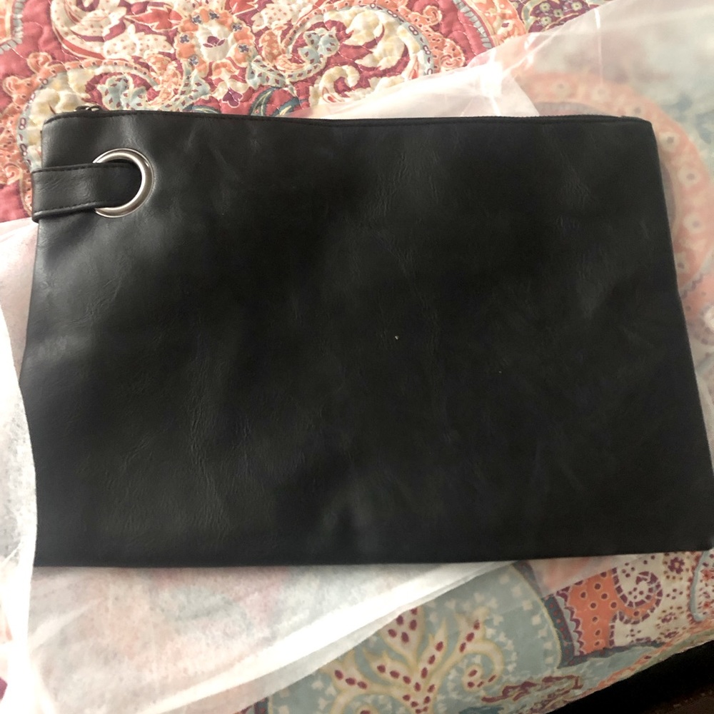 New Black Clutch Zipper Closure Intide Pockets For Phone And Zipper Pocket Small